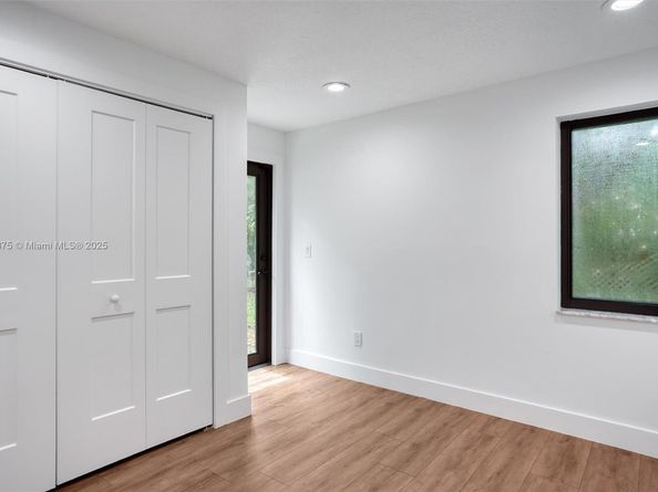 6230 SW 112th St, Pinecrest FL 33156