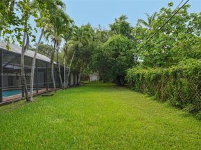 6230 SW 112th St, Pinecrest FL 33156