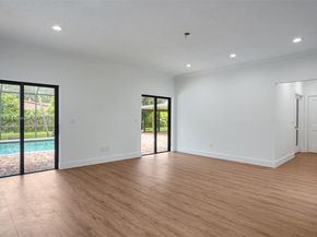 6230 SW 112th St, Pinecrest FL 33156