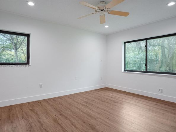 6230 SW 112th St, Pinecrest FL 33156