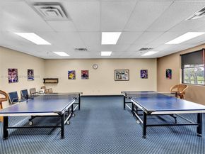 9420 S Hollybrook Lake Dr 302, Pembroke Pines FL 33025