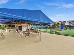 9420 S Hollybrook Lake Dr 302, Pembroke Pines FL 33025