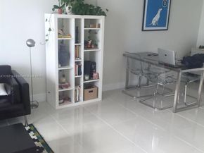 1871 NW S River Dr 1704, Miami FL 33125