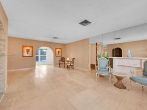 5025 SW 90th Ct, Miami FL 33165