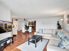 1000 Parkview Dr 412, Hallandale Beach FL 33009
