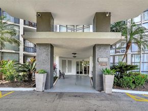 1000 Parkview Dr 412, Hallandale Beach FL 33009