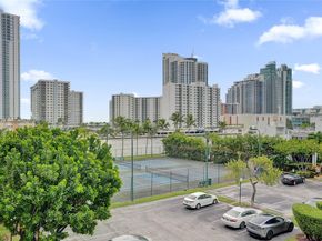 1000 Parkview Dr 412, Hallandale Beach FL 33009