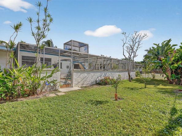 131 SW 58th Ave, Plantation FL 33317