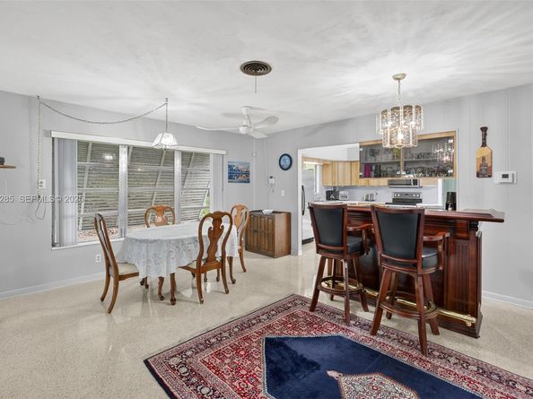 131 SW 58th Ave, Plantation FL 33317