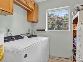 131 SW 58th Ave, Plantation FL 33317