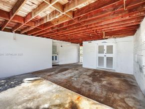 131 SW 58th Ave, Plantation FL 33317