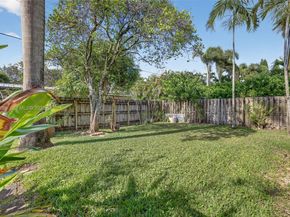 131 SW 58th Ave, Plantation FL 33317