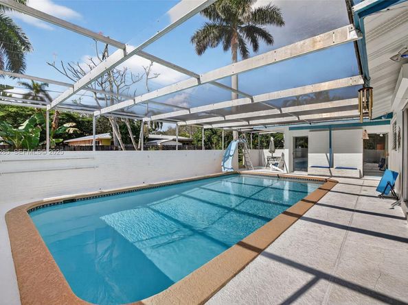 131 SW 58th Ave, Plantation FL 33317