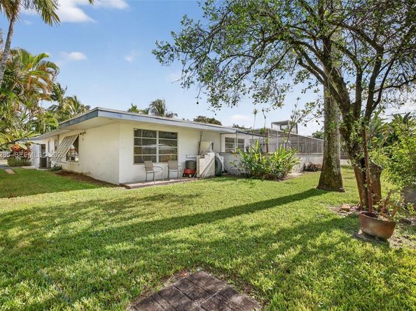 131 SW 58th Ave, Plantation FL 33317