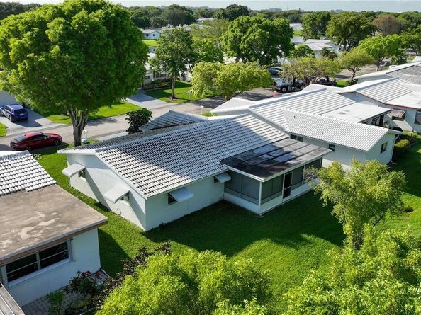 1175 NW 90th Way, Plantation FL 33322