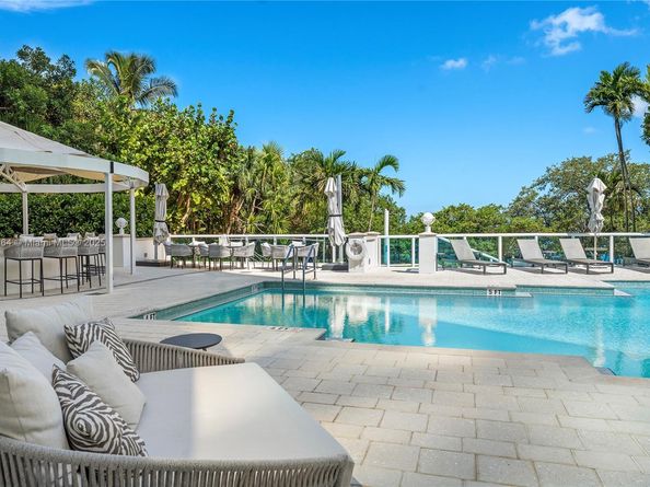 2127 Brickell Ave 1005, Miami FL 33129