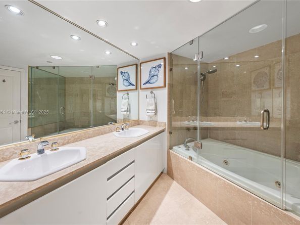 2127 Brickell Ave 1005, Miami FL 33129