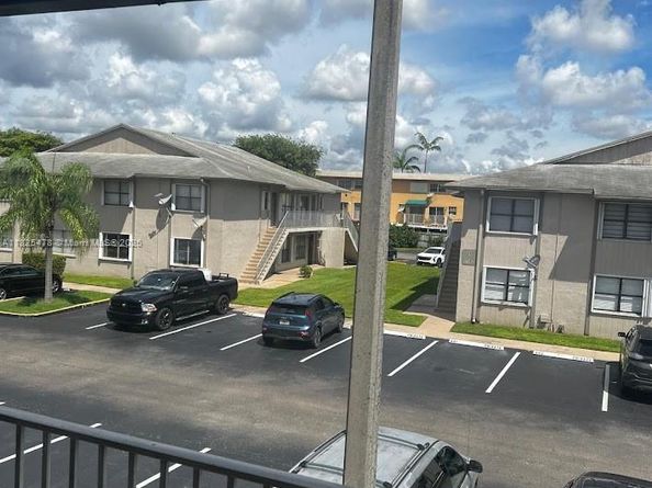 7670 SW 152nd Ave 1202, Miami FL 33193