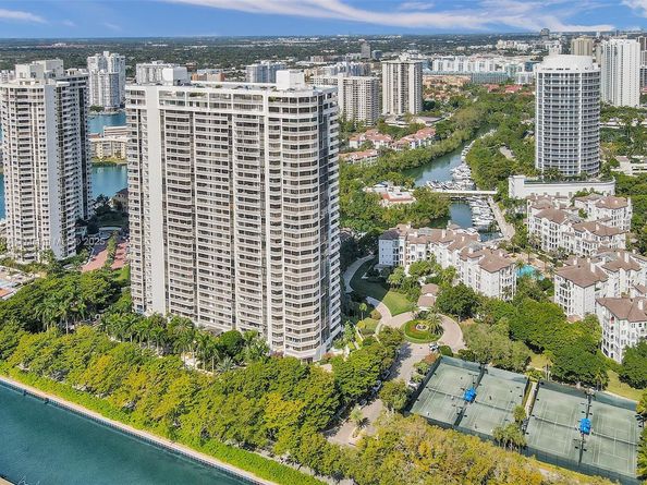 2000 Island Blvd 503, Aventura FL 33160