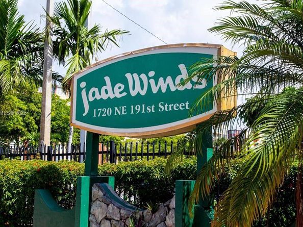 1750 NE 191st St 8041, Miami FL 33179