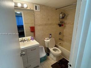 2001 Atlantic Shores Blvd 105, Hallandale Beach FL 33009