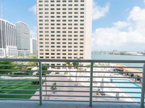 335 S Biscayne Blvd 1108, Miami FL 33131