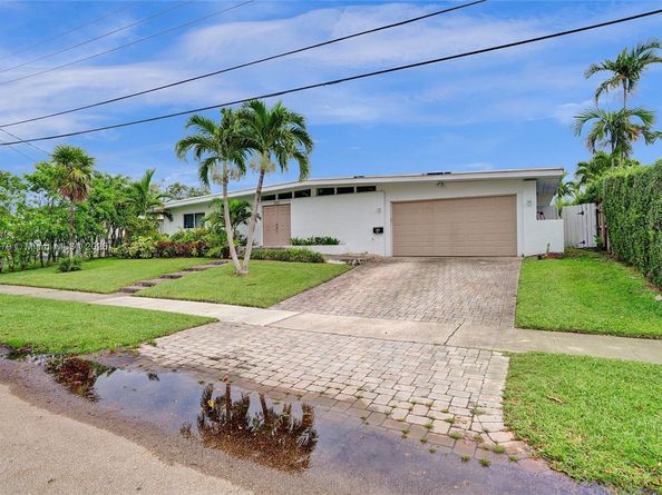 2050 NE 196th Ter, North Miami Beach FL 33179