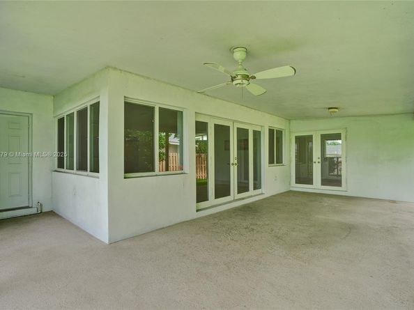 2050 NE 196th Ter, North Miami Beach FL 33179