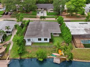 2050 NE 196th Ter, North Miami Beach FL 33179