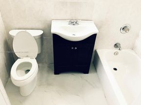 823-825 NW 9TH St, Hallandale Beach FL 33009