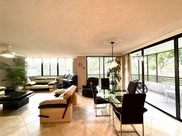 1460 Sheridan St 11D, Hollywood FL 33020