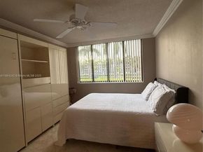 1460 Sheridan St 11D, Hollywood FL 33020
