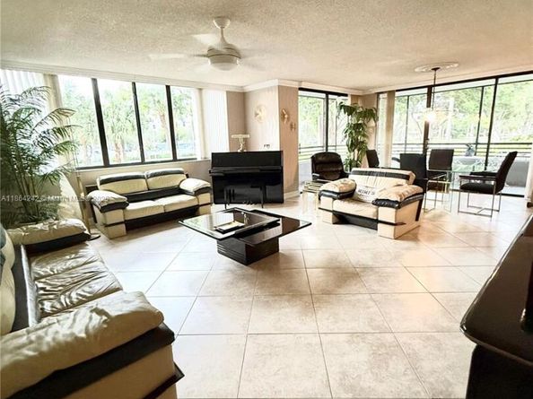 1460 Sheridan St 11D, Hollywood FL 33020