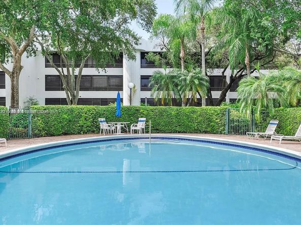 1460 Sheridan St 11D, Hollywood FL 33020