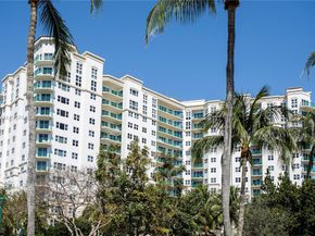 19900 E Country Club Dr 104, Aventura FL 33180