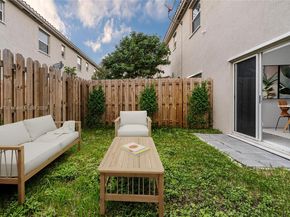 2649 SE 13th St 2649, Homestead FL 33035
