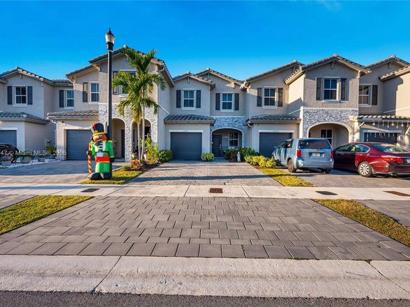 2649 SE 13th St 2649, Homestead FL 33035