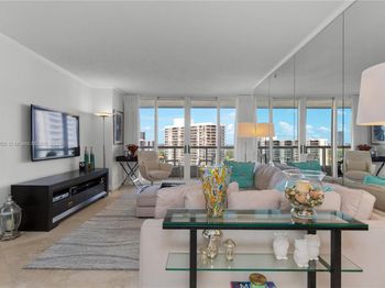 21055 Yacht Club Dr