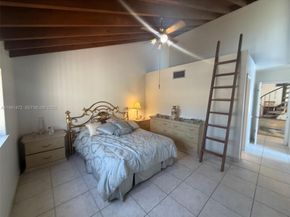2500 SW 122nd Ct, Miami FL 33175