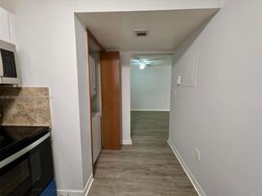 8321 NW 7th St 1108, Miami FL 33126