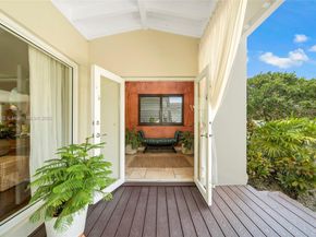 6645 SW 73rd Ct, Miami FL 33143