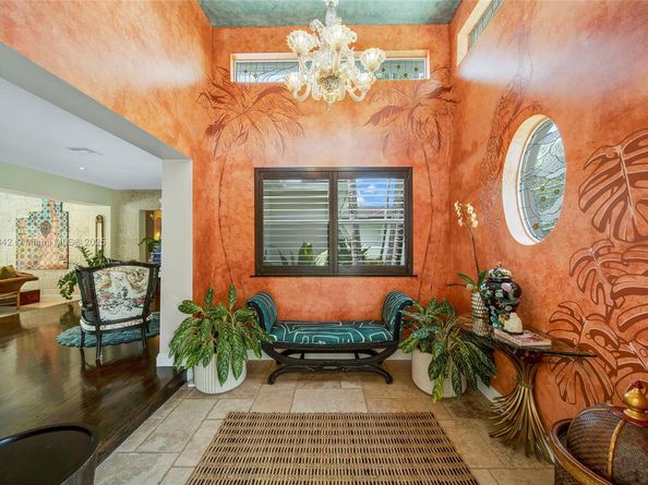 6645 SW 73rd Ct, Miami FL 33143