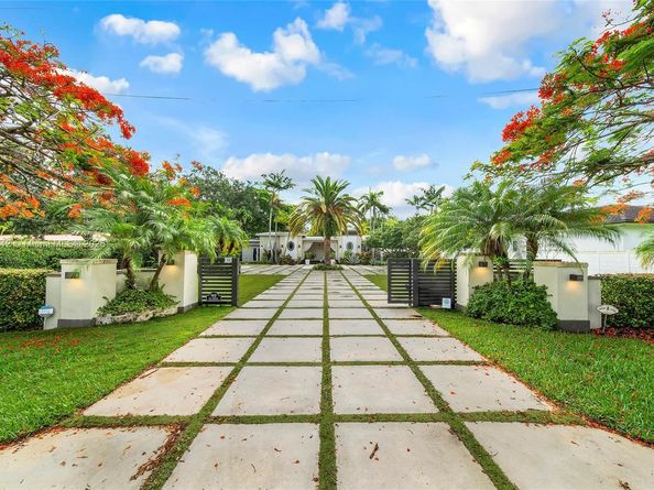 6645 SW 73rd Ct, Miami FL 33143