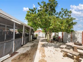 1211 NW 179th St, Miami Gardens FL 33169