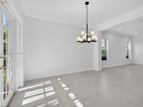 1781 Harbor Pointe Cir, Weston FL 33327