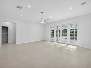 1781 Harbor Pointe Cir, Weston FL 33327