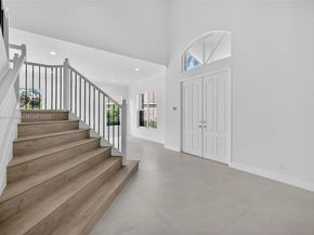 1781 Harbor Pointe Cir, Weston FL 33327