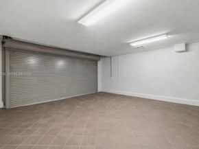 1317 NE 2nd St, Fort Lauderdale FL 33301