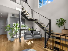 1317 NE 2nd St, Fort Lauderdale FL 33301