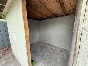 20001 NW 43rd Pl, Miami Gardens FL 33055